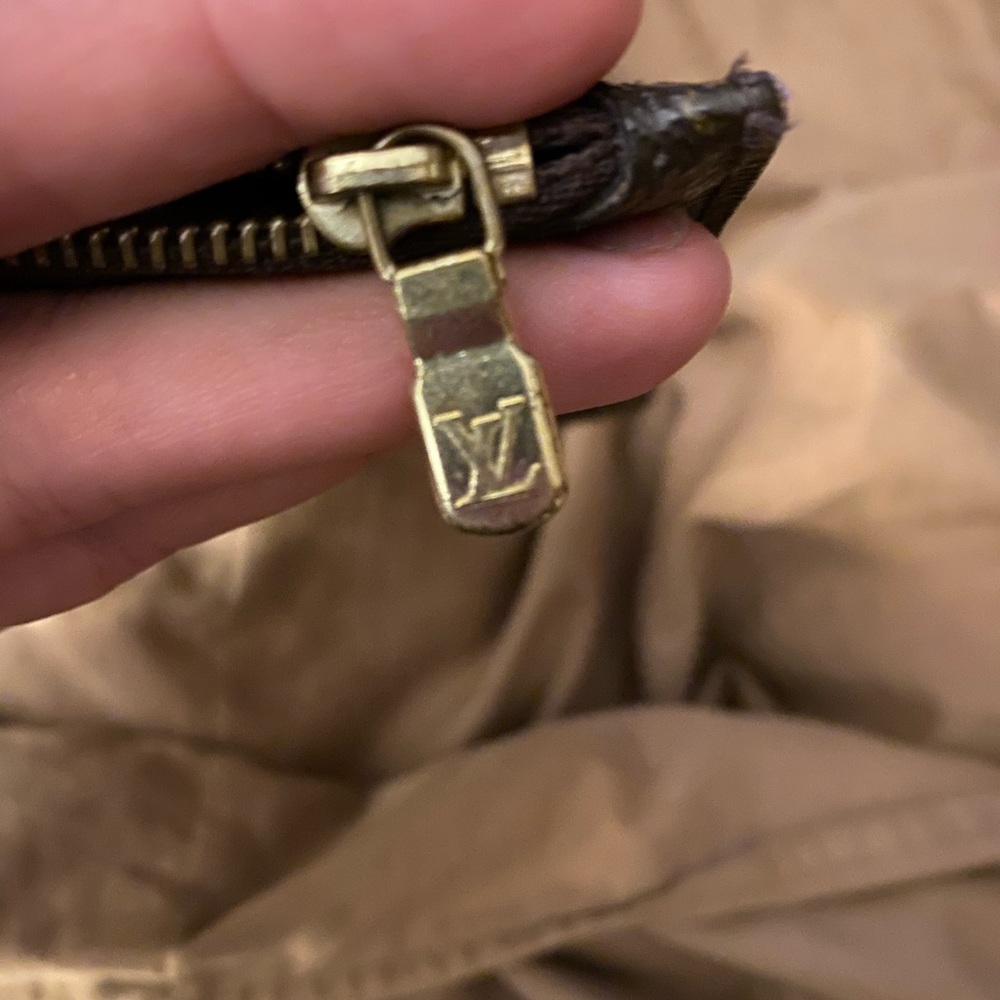 Louis Vuitton Neverfull GM MM wristlet